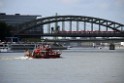 Schiff 1 Koeln in Hoehe der Koelner Zoobruecke P264